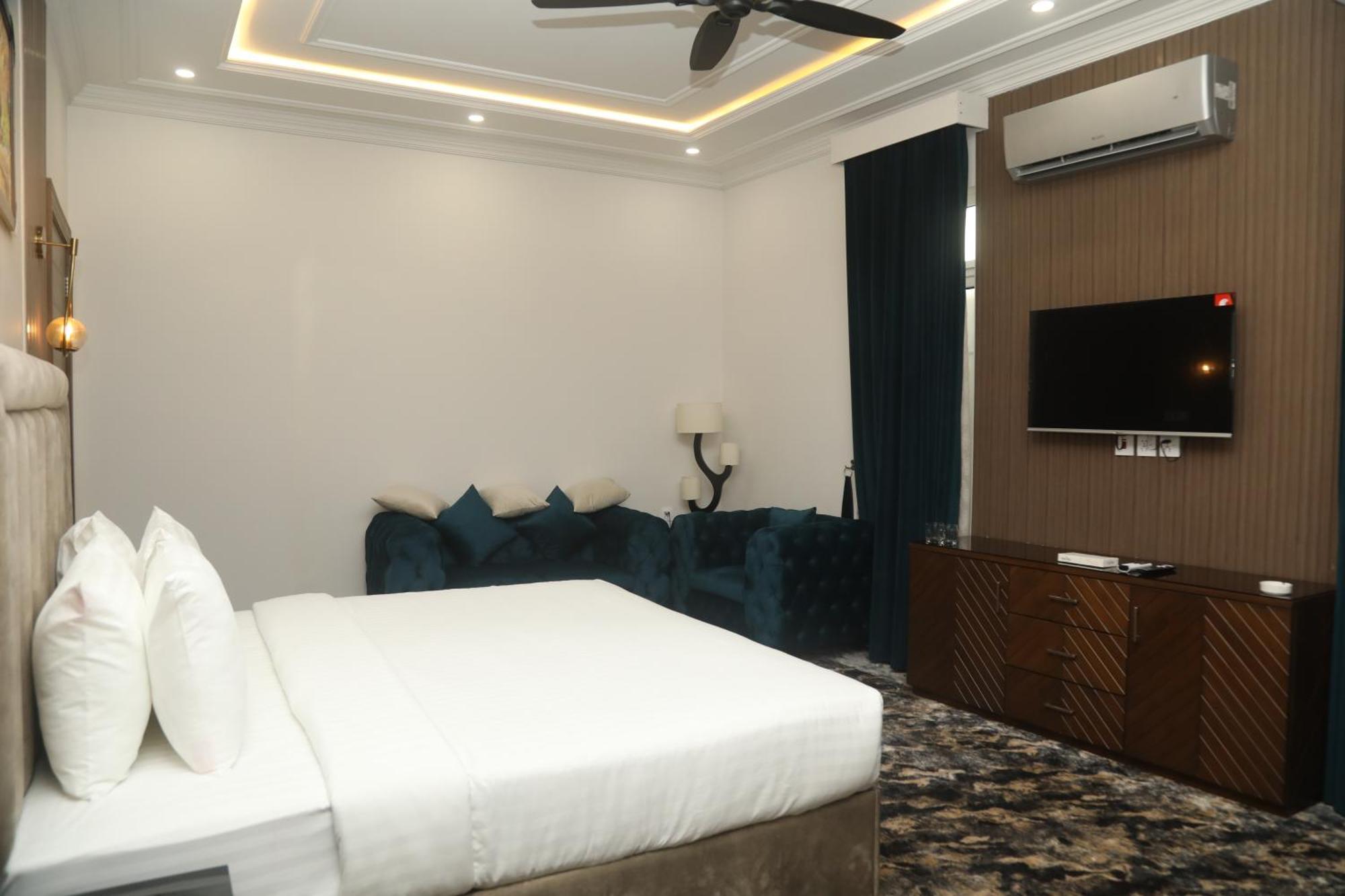 Swarg Hotel Sahiwal Exteriér fotografie